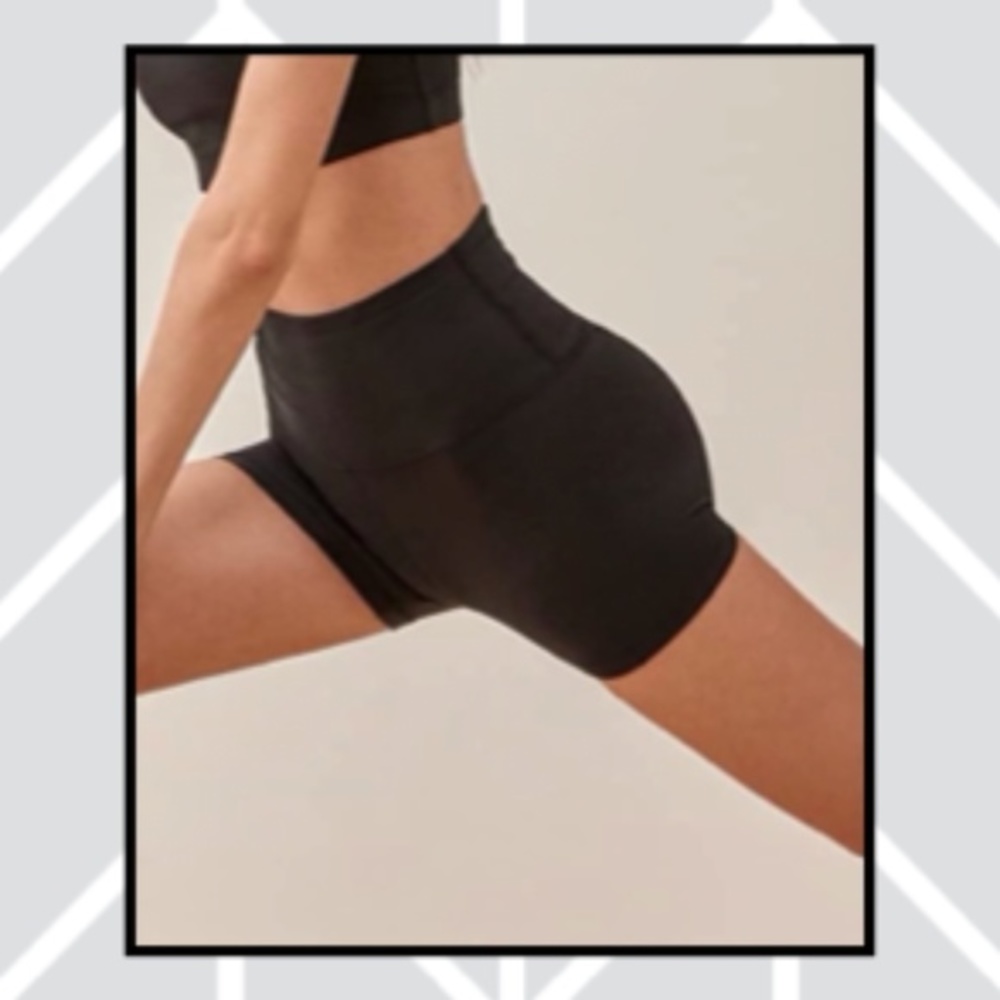 Workout Wear Set - Picture 6 of 7